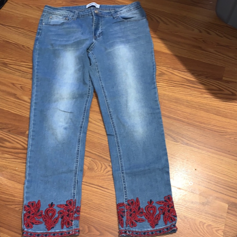 Eighty eight embroidered jeans juniors size 11